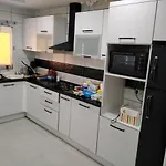 Pretty And Independent Apartment Located In Tunis City